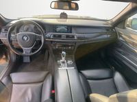 Gebraucht BMW 730 Shadowline 245 PS (180 kW) 2012 Grau Limousine