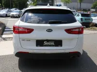Gebraucht Kia Optima Vision 163 PS (119 kW) 2017 Schneeweiss (weiß) Kombi