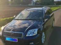 Gebraucht Toyota Avensis T2 129 PS (94 kW) 2005 Blau Kombi