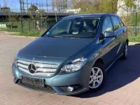 Gebraucht Mercedes B180 122 PS (89 kW) 2012 Blau Van / Kleinbus