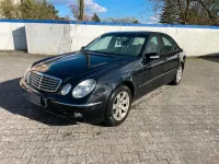 Gebraucht Mercedes E220 150 PS (110 kW) 2004 Schwarz Limousine