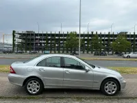 Gebraucht Mercedes C200 163 PS (119 kW) 2004 Brillantsilber  metalliclack Limousine