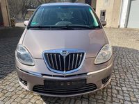 Gebraucht Lancia Musa 95 PS (69 kW) 2011 Grau Van / Kleinbus