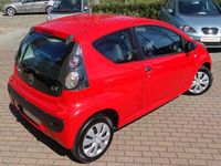 Gebraucht Citroën C1 68 PS (50 kW) 2012 Rot Kleinwagen
