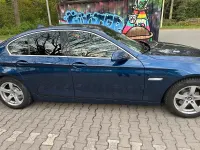 Second-hand BMW 520 184 CP (135 kW) 2011 Albastru Berlinǎ