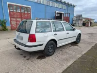 Gebraucht VW Golf IV 101 PS (74 kW) 2003 Weiß Kombi