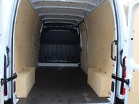 Gebraucht Renault Master 136 PS (100 kW) 2021 Weiß Van / Kleinbus