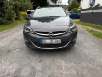 Gebraucht Opel Astra Innovation 179 PS (131 kW) 2013 Grau Kombi