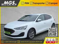Gebraucht Ford Focus Titanium 125 PS (91 kW) 2024 Frostweiß Limousine
