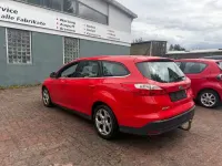 Gebraucht Ford Focus Titanium 140 PS (102 kW) 2013 Rot Limousine