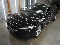 Gebraucht Volvo V60 Core 197 PS (144 kW) 2023 Schwarz Kombi