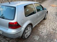 Gebraucht VW Golf IV 104 PS (76 kW) 2001 Silber Kleinwagen
