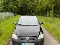 Gebraucht VW Fox 60 PS (44 kW) 2011 Schwarz Kleinwagen