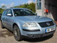 Gebraucht VW Passat Highline 131 PS (96 kW) 2001 Blau Kombi