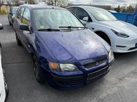 Gebraucht Mitsubishi Space Star 101 PS (74 kW) 2004 Blau Van / Kleinbus