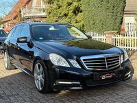 Gebraucht Mercedes E200 184 PS (135 kW) 2011 Schwarz Kombi