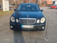 Gebraucht Mercedes E270 AMG 177 PS (130 kW) 2003 Schwarz Limousine