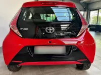 Gebraucht Toyota Aygo X-play 69 PS (50 kW) 2017 Rot Kleinwagen