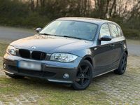 Gebraucht BMW 118 122 PS (89 kW) 2005 Andere farben Kleinwagen