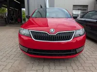 Gebraucht Skoda Rapid Elegance 105 PS (77 kW) 2015 Corridarot Kleinwagen