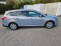 Second-hand Ford Focus SYNC Edition 125 CP (91 kW) 2014 Gri Break