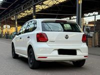 Gebraucht VW Polo 60 PS (44 kW) 2015 Weiß Kleinwagen