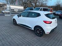 Gebraucht Renault Clio IV Life 75 PS (55 kW) 2016 Weiß Limousine