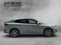 Neu BMW iX2 M Sport 225 kW (306 PS) 2026 Grau SUV