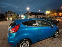 Gebraucht Ford Fiesta SYNC Edition 101 PS (74 kW) 2013 Blau Kleinwagen