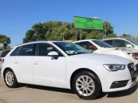 Gebraucht Audi A3 Ambiente 140 PS (102 kW) 2013 Gletscherweiß metallic Kleinwagen