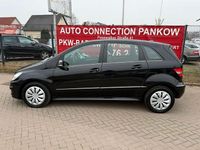 Gebraucht Mercedes B180 116 PS (85 kW) 2010 Schwarz Van / Kleinbus