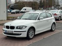 Gebraucht BMW 116 122 PS (89 kW) 2007 Weiß Kleinwagen