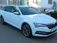 Gebraucht Skoda Superb LAURIN & KLEMENT 280 PS (205 kW) 2023 Moonweiss metallic (metallic) Kombi