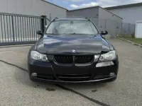 Gebraucht BMW 325 197 PS (144 kW) 2008 Schwarz Kombi