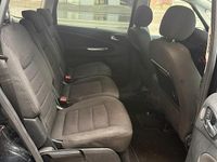 Gebraucht Ford S-MAX S 163 PS (119 kW) 2012 Schwarz Van / Kleinbus