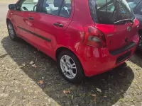 Gebraucht Toyota Yaris 70 PS (51 kW) 2007 Rot Kleinwagen