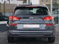 gebraucht Hyundai i30 cw 1.5DPI 2-Zonen-Klima Sitzheizung LED