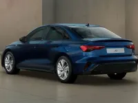 Gebraucht Audi A3 S-Line 116 PS (85 kW) 2025 Navarrablau metallic Limousine