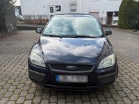 Gebraucht Ford Focus 101 PS (74 kW) 2006 Blau Kleinwagen