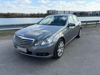 Gebraucht Mercedes E220 170 PS (125 kW) 2009 Grau Limousine