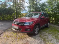 Gebraucht VW Tiguan 140 PS (102 kW) 2014 Rot SUV