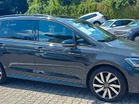 Gebraucht VW Touran Highline 150 PS (110 kW) 2022 Uranograu Van / Kleinbus