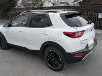 Gebraucht Kia Stonic 120 PS (88 kW) 2018 Weiß SUV