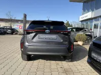 Gebraucht Toyota Yaris Cross Team 116 PS (85 kW) 2024 Grau SUV