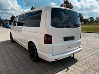 Gebraucht VW Caravelle 131 PS (96 kW) 2005 Weiß Van / Kleinbus