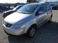 Gebraucht VW Fox 54 PS (39 kW) 2005 Silber metallic Kleinwagen