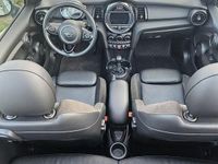 Usata Mini ONE 102 CV (75 kW) 2018 Grigio Utilitaria