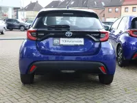 Gebraucht Toyota Yaris Team 116 PS (85 kW) 2022 Blau Kleinwagen