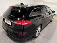 Gebraucht Ford Mondeo Titanium 150 PS (110 kW) 2021 Schwarz Kombi