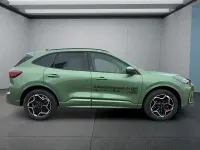 Neu Ford Kuga ST-Line X 179 PS (131 kW) 2026 Grün SUV